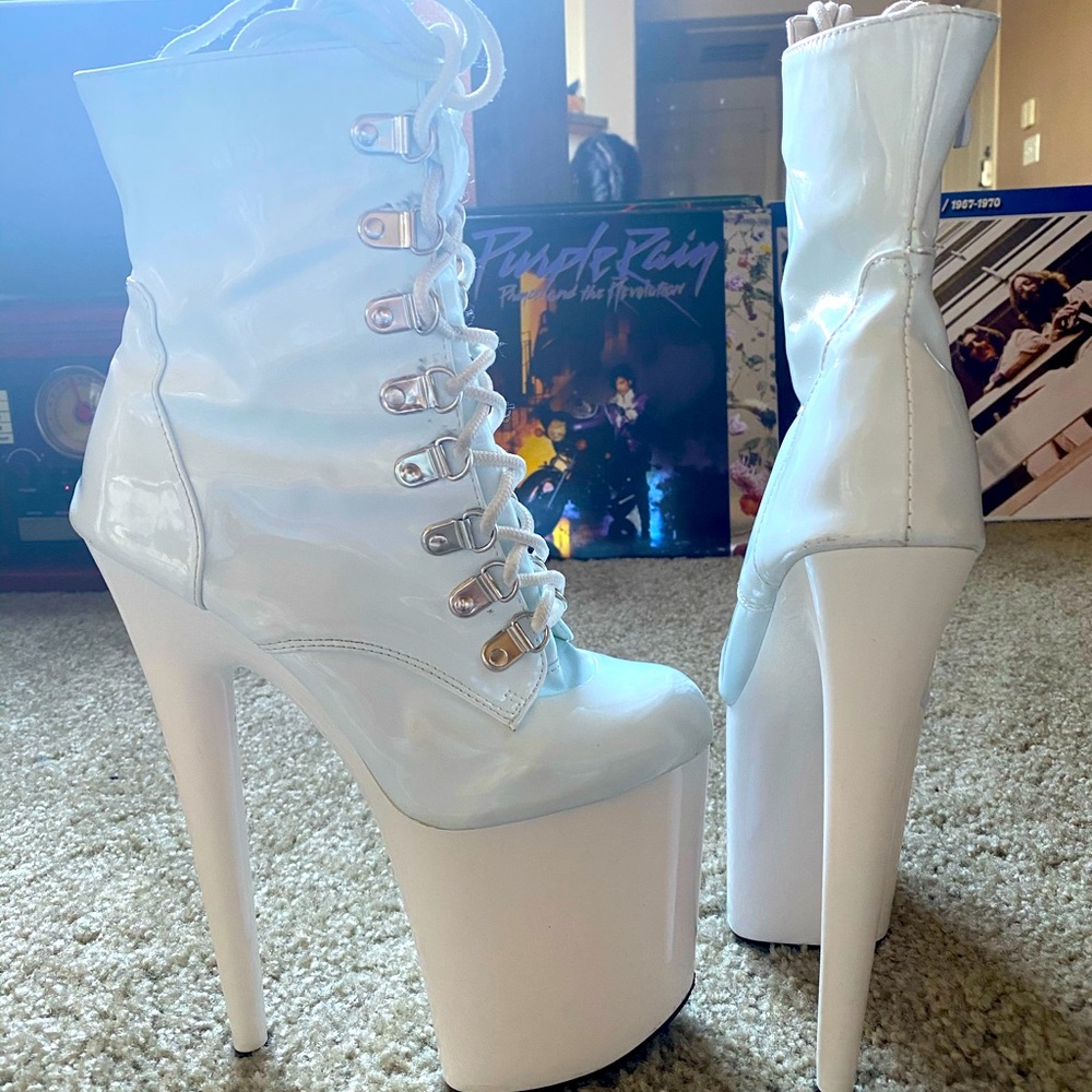 Dance shoes